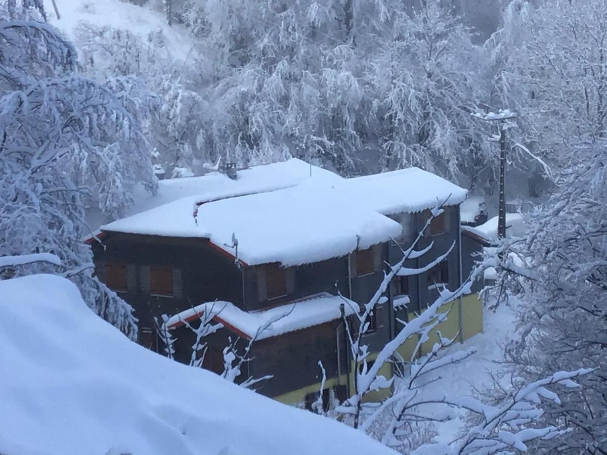 Hotel Restaurant La Fourmi Bourbach-le-Haut Luaran gambar